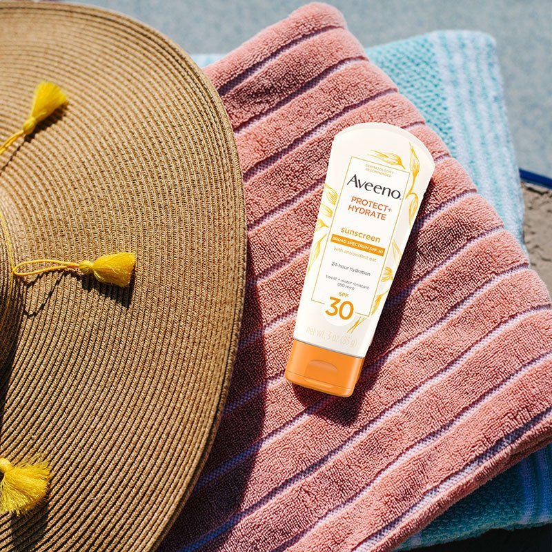 Aveeno Protect + Hydrate Face Sunscreen Lotion with SPF 30 (85gm)
