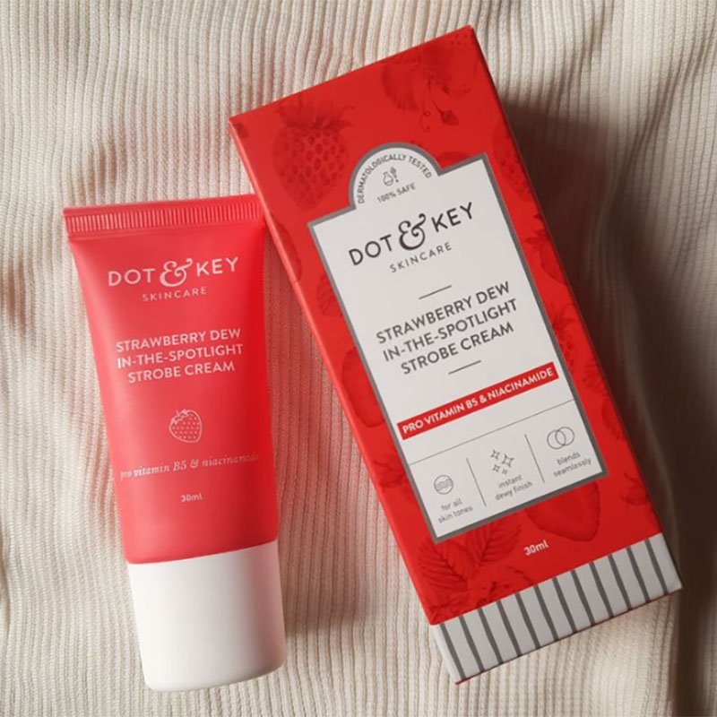 Dot & Key Strawberry Dew In The Spotlight Strobe Cream – 30ml