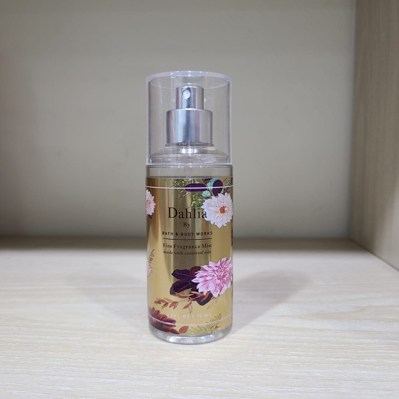 Bath and Body Works Travel Size Fine Fragrance Mist Dahlia 75ml