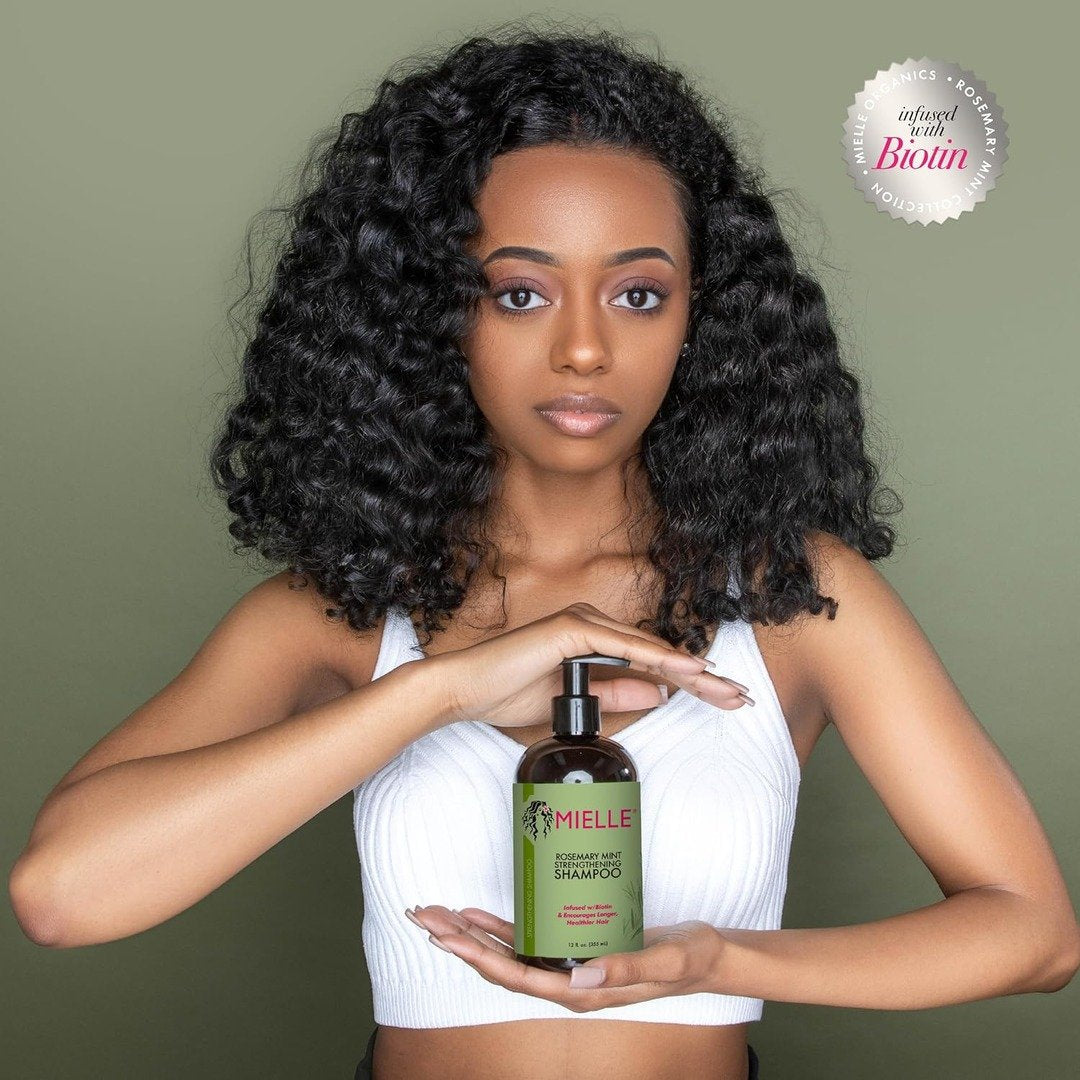 Mielle Rosemary Mint Strengthening Shampoo 355ml
